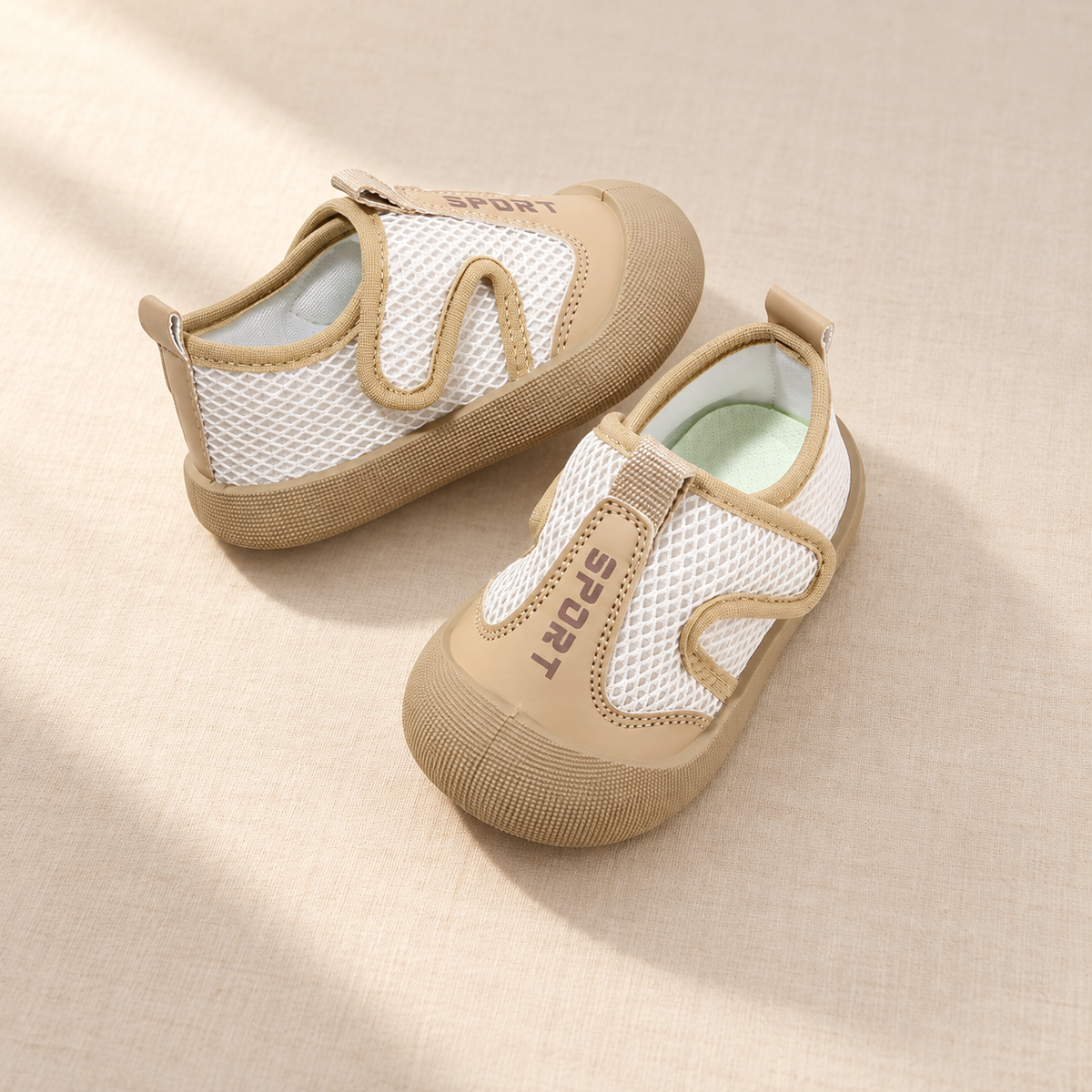 Childrens Breathable Mesh Sports Shoes